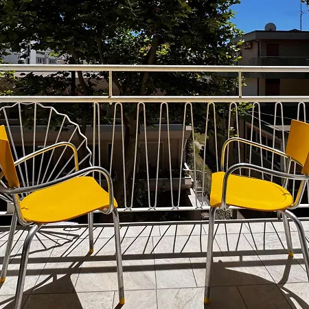 Hotel Ariva 2*